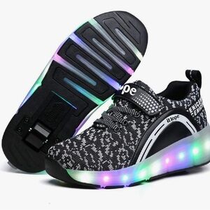 Shoes with wheels. Roller skate show with one wheel